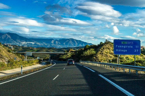 Astuces pour sécuriser votre remorque avec un attelage de qualité